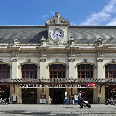 10 Minutes Bordeaux Gare *